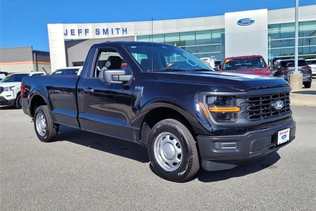 2025 Ford F-150 XL photo 1