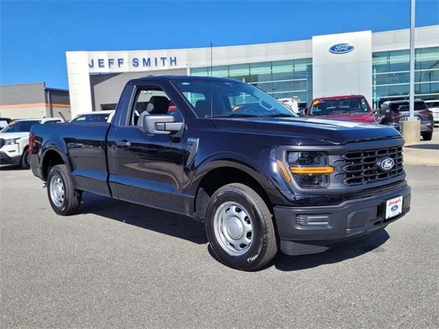 2025 Ford F-150 XL photo 1