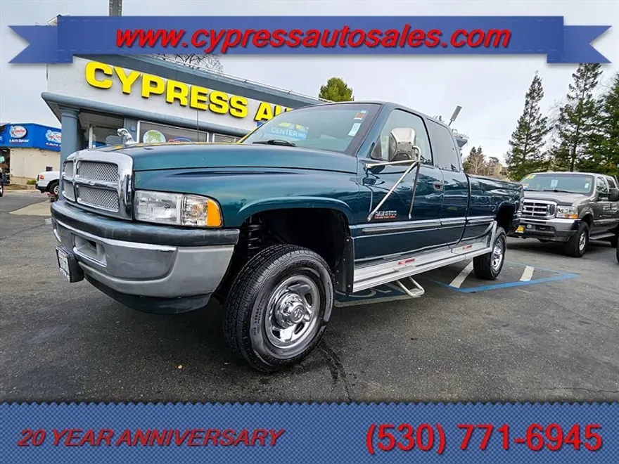 1998 Dodge Ram Laramie SLT photo 1