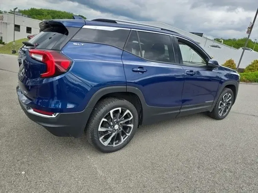 2022 Gmc Terrain SLT photo 1