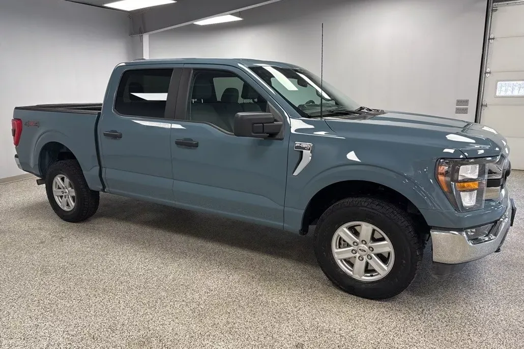 2023 Ford F-150 XLT photo 1