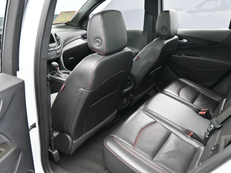 2023 Chevrolet Equinox RS photo 1