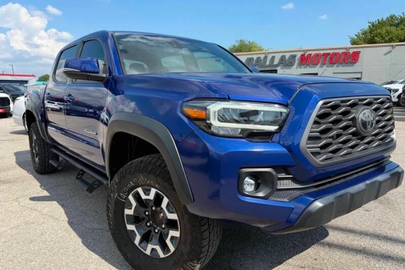 2022 Toyota Tacoma TRD Off-Road photo 1