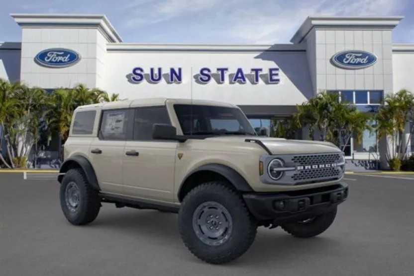 2025 Ford Bronco Badlands photo 1