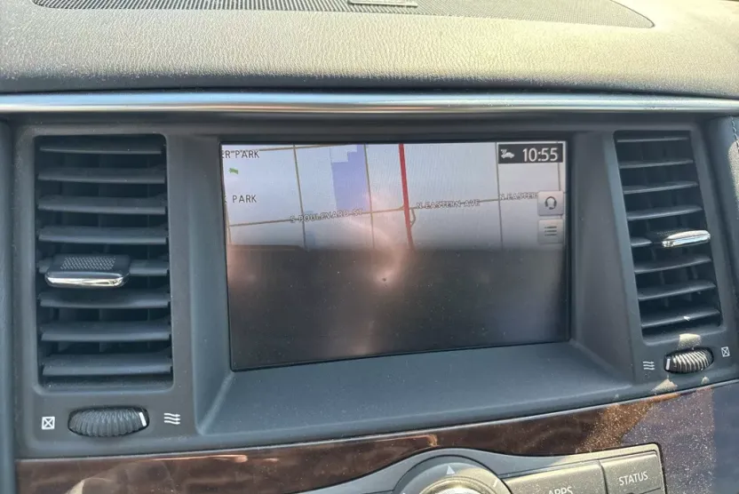 2020 Nissan Armada SV photo 1