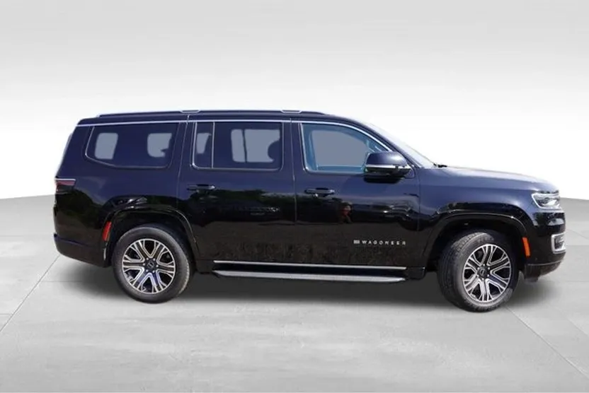 2025 Jeep Wagoneer Base photo 1
