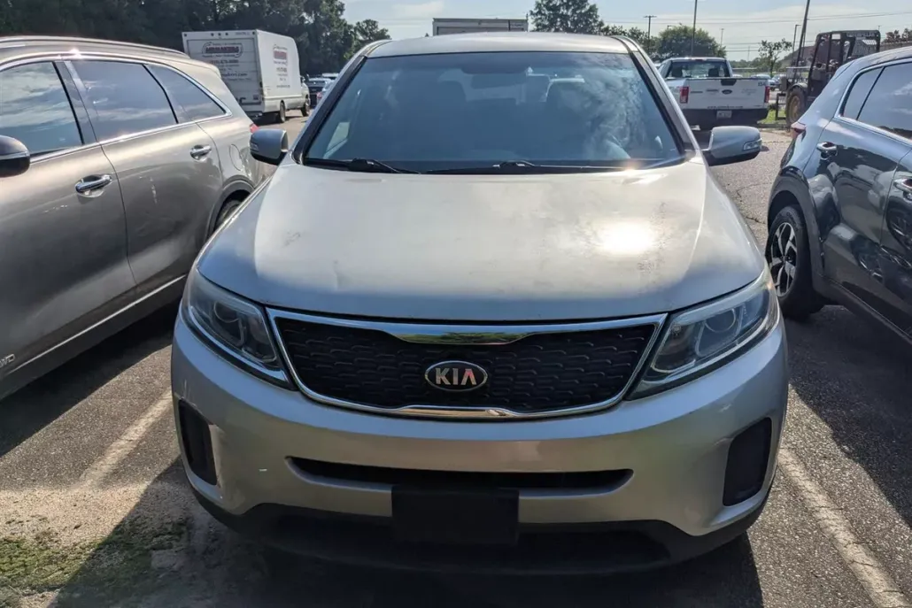 2014 Kia Sorento LX photo 1
