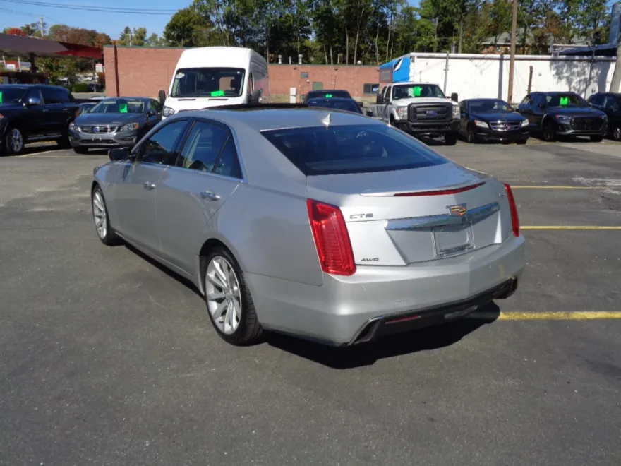 2017 Cadillac CTS Sedan Luxury photo 1