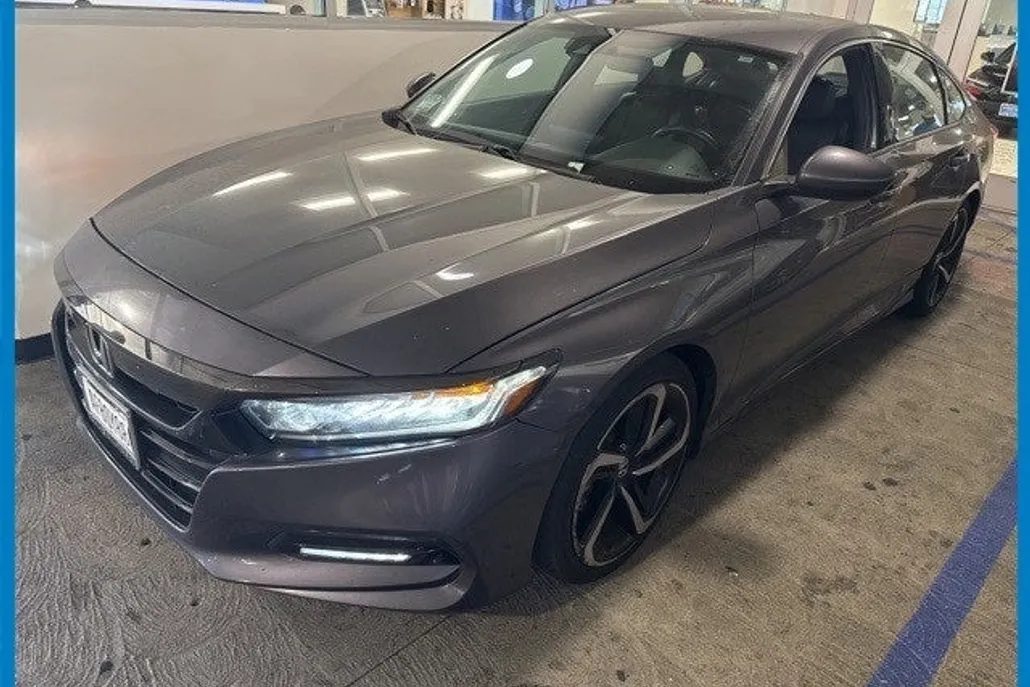 2019 Honda Accord Sport photo 1