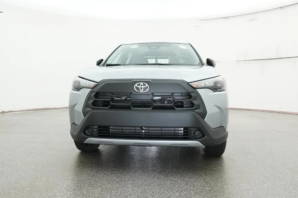 2026 Toyota Corolla Cross L photo 1