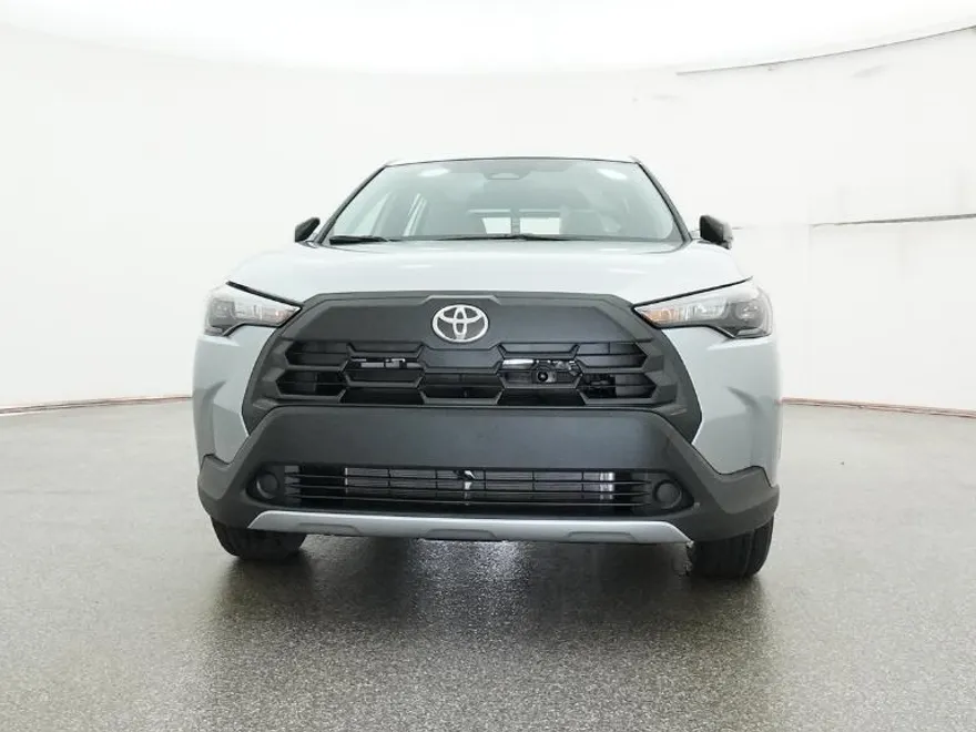 2026 Toyota Corolla Cross L photo 1
