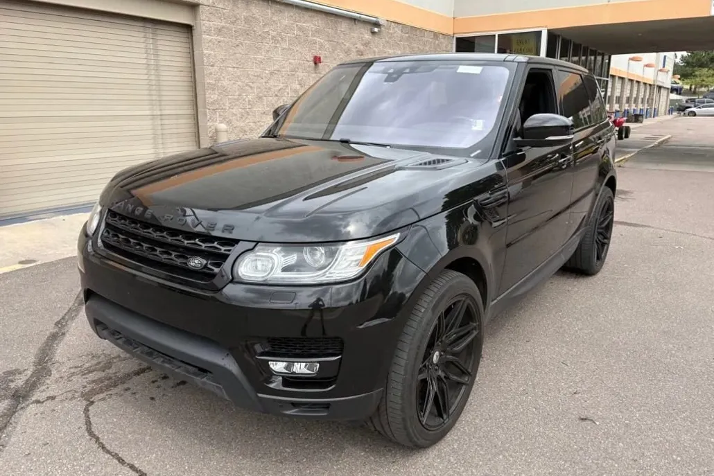 2017 Land Rover Range Rover Sport SuperCharged HSE photo 1