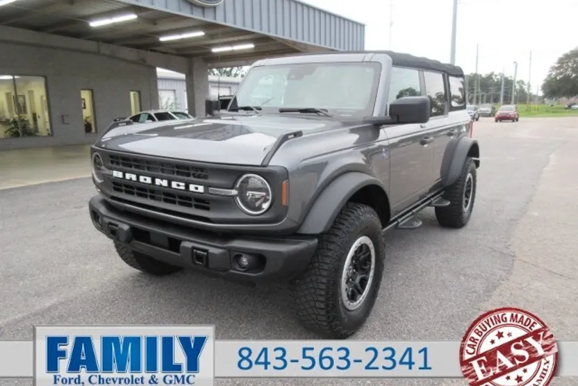 2022 Ford Bronco Black Diamond photo 1