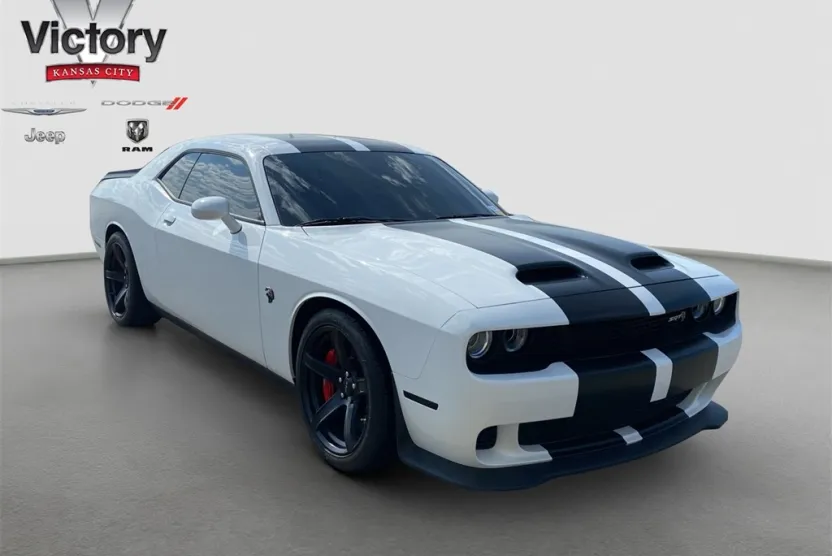 2021 Dodge Challenger SRT8 Hellcat photo 1