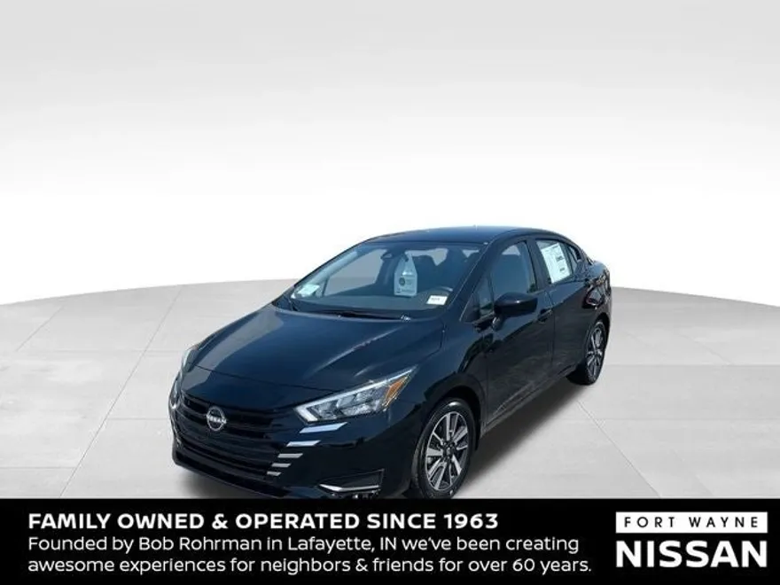 2025 Nissan Versa 1.6 SV photo 1