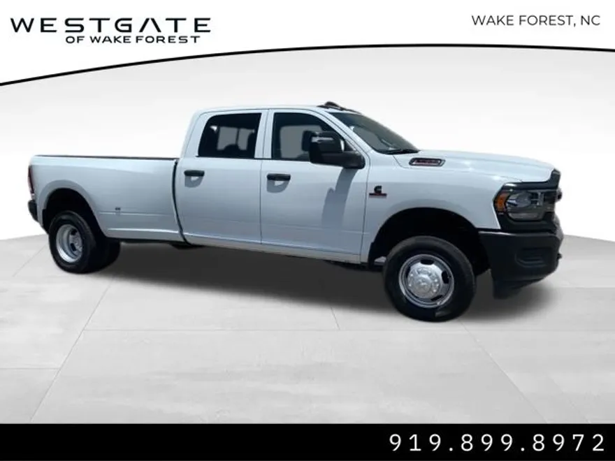 2024 Ram 3500 Tradesman photo 1