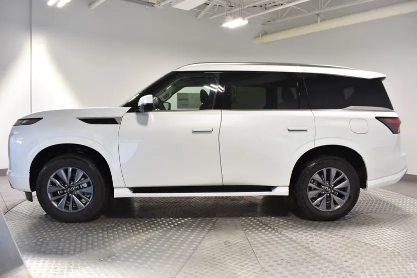 2026 Infiniti QX80 Pure photo 1