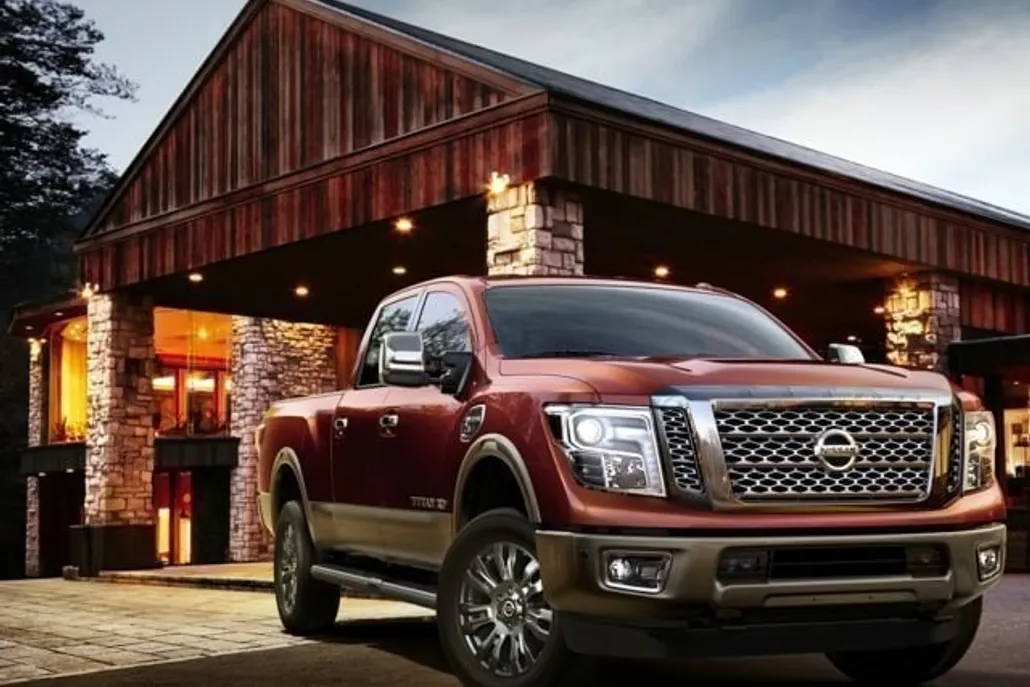 2018 Nissan Titan SL photo 1