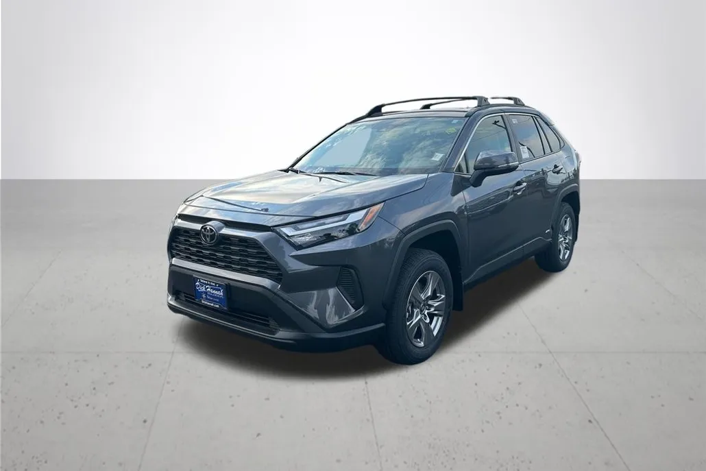 2025 Toyota RAV4 Hybrid XLE photo 1