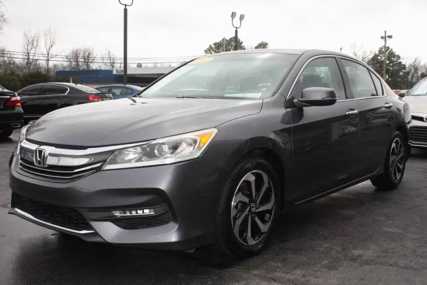2017 Honda Accord EX-L photo 1