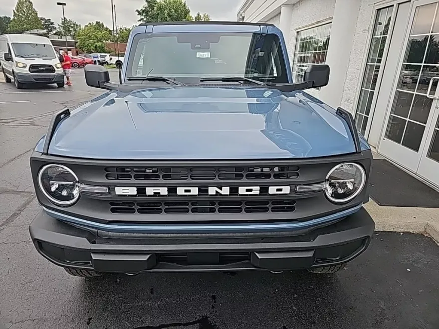 2025 Ford Bronco Big Bend photo 1
