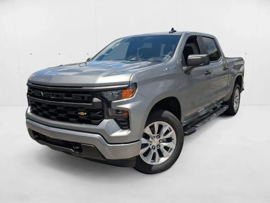 2026 Chevrolet Silverado 1500 Custom photo 1