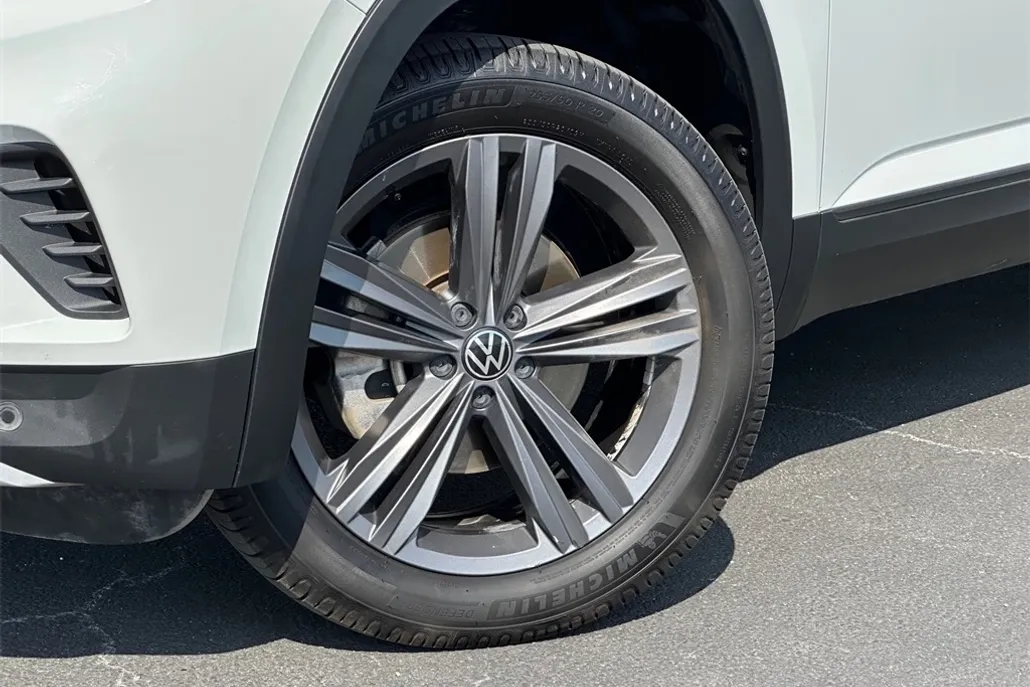 2022 Volkswagen Atlas V6 SE Technology photo 1
