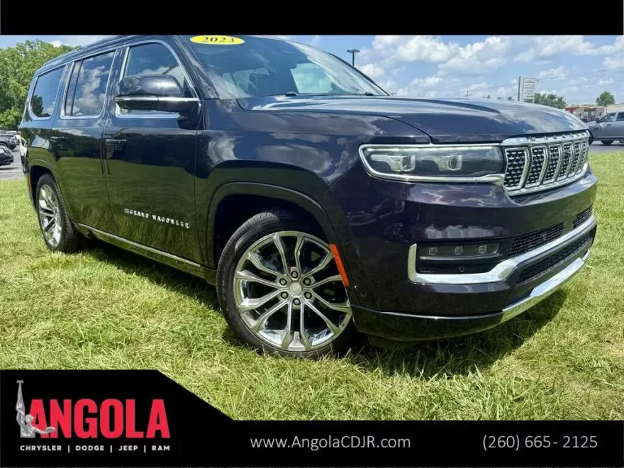 2023 Jeep Grand Wagoneer II photo 1