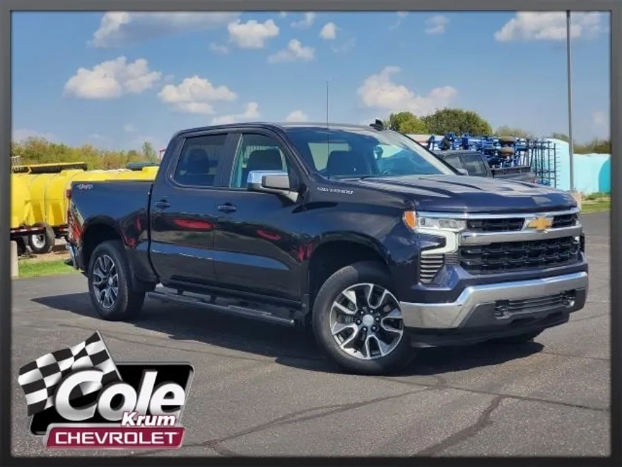 2022 Chevrolet Silverado 1500 LT photo 1