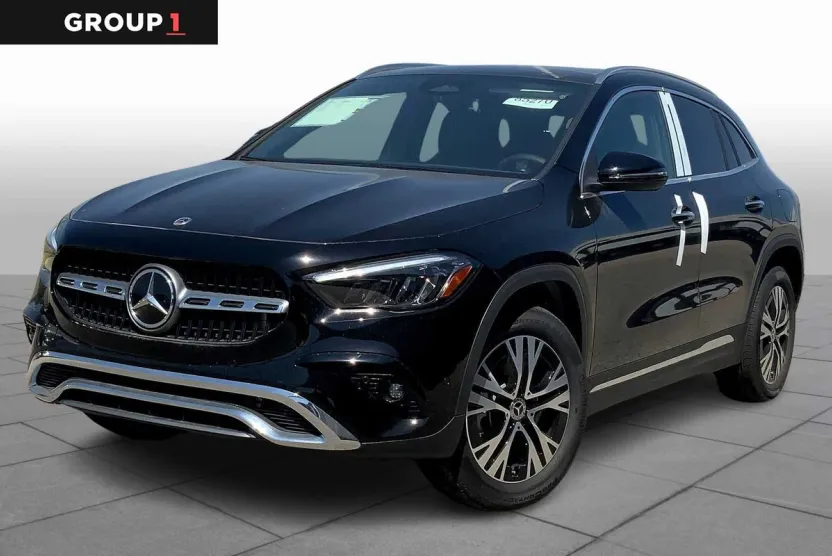 2025 Mercedes Benz GLA 250 4MATIC photo 1
