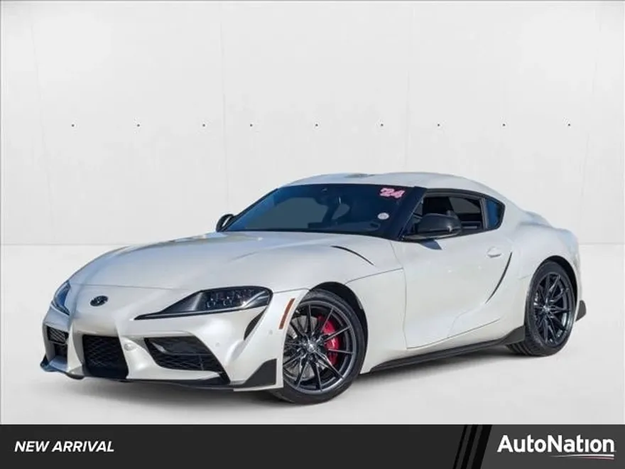 2024 Toyota Supra 3.0 Premium photo 1