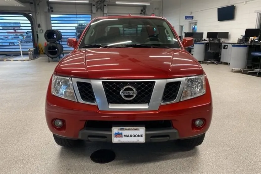 2017 Nissan Frontier PRO-4X photo 1