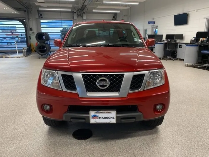 2017 Nissan Frontier PRO-4X photo 1