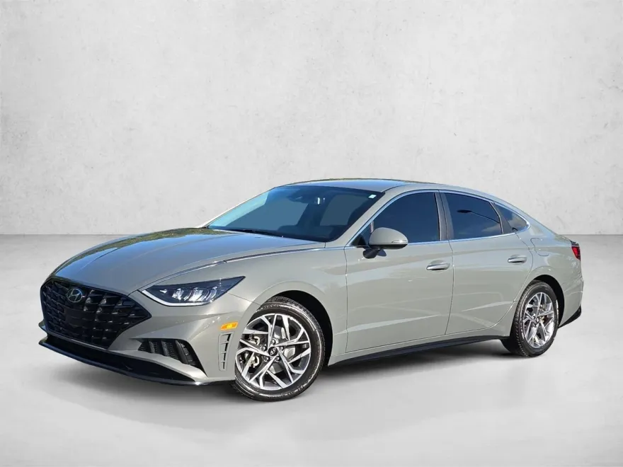 2020 Hyundai Sonata SEL photo 1