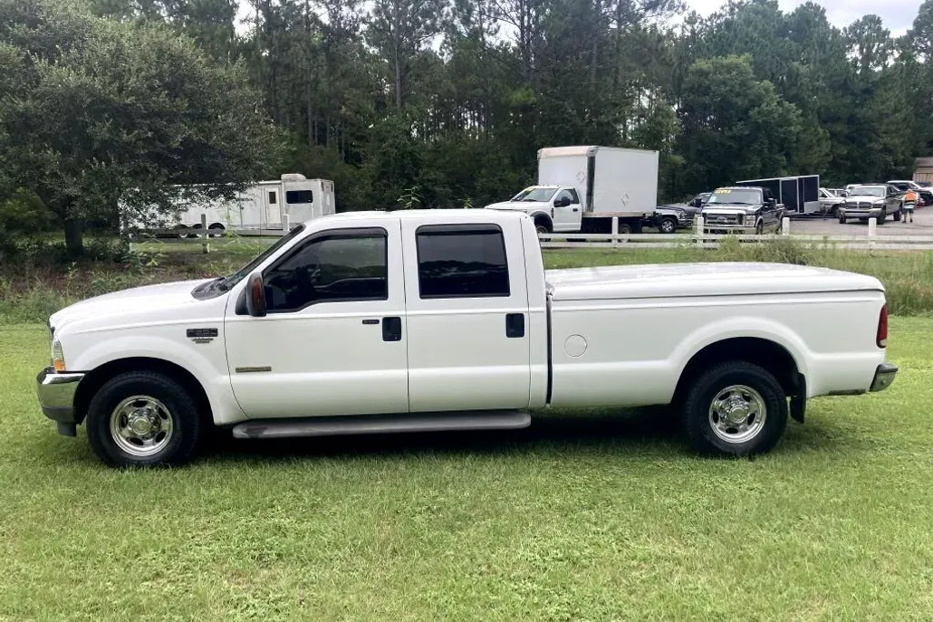 2004 Ford F-350 photo 1