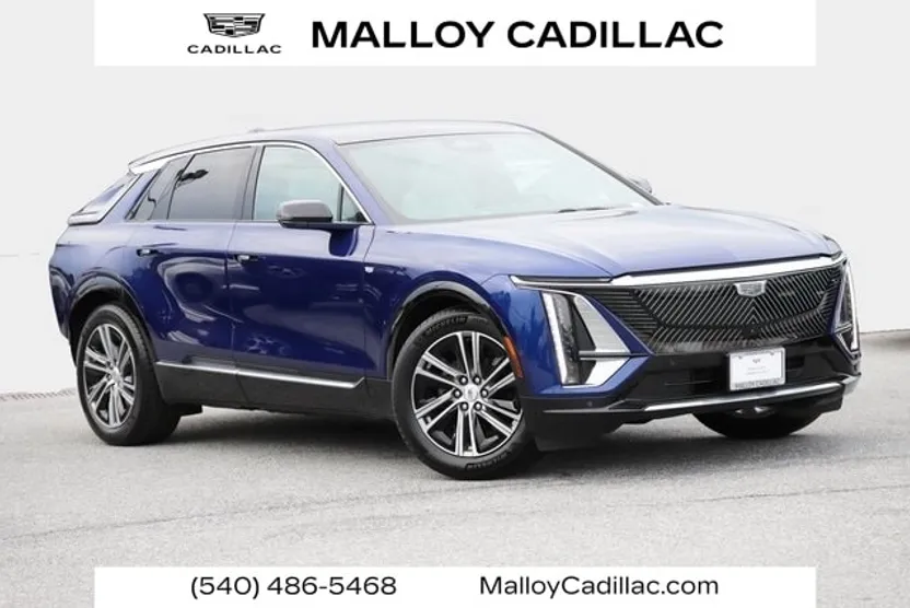 2024 Cadillac Lyriq Luxury photo 1