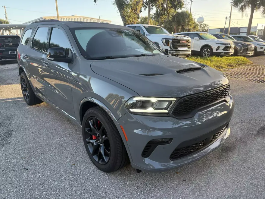 2023 Dodge Durango R/T Plus photo 1