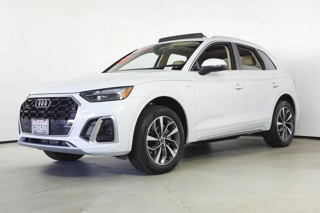 2023 Audi Q5 45 S line Premium photo 1