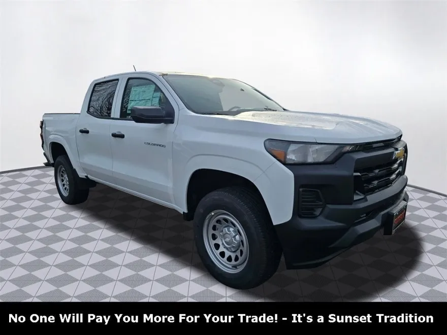 2024 Chevrolet Colorado photo 1