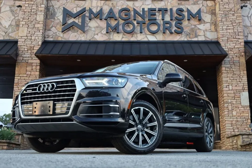 2017 Audi Q7 3.0T Premium Plus photo 1