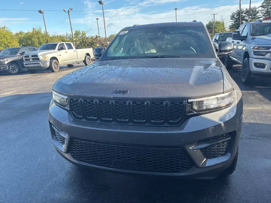 2025 Jeep Grand Cherokee Altitude X photo 1