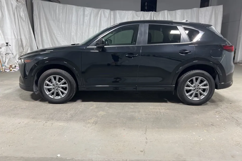 2024 Mazda CX-5 2.5 S Preferred photo 1