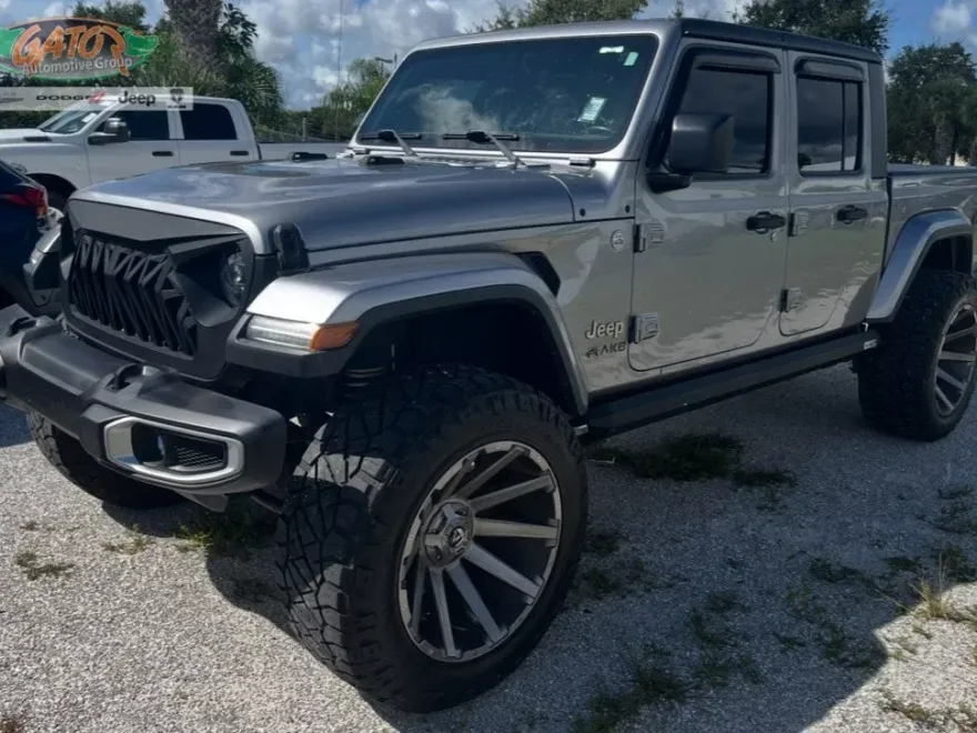 2020 Jeep Gladiator Overland photo 1