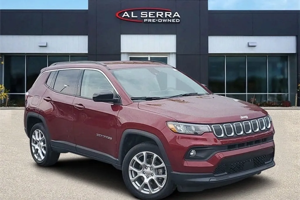 2022 Jeep Compass Latitude Lux photo 1