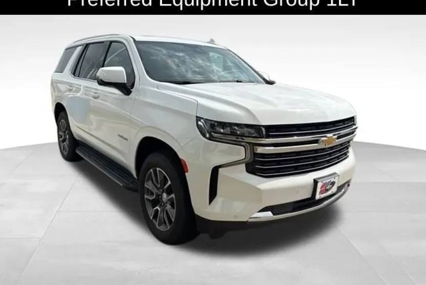 2023 Chevrolet Tahoe LT photo 1