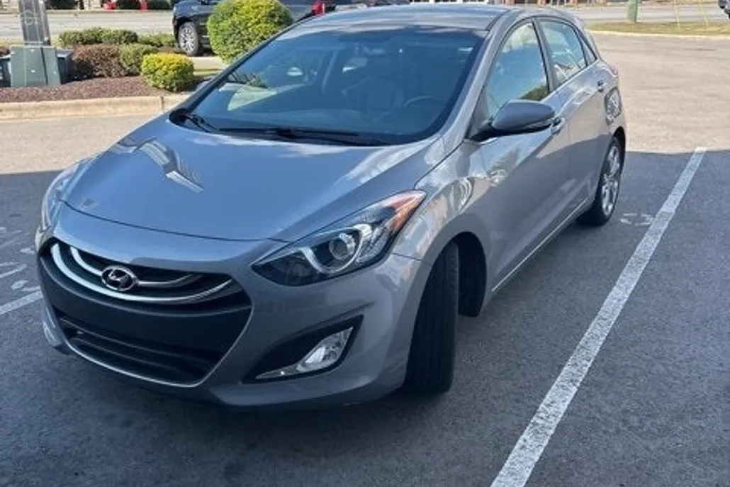 2014 Hyundai Elantra GT Base photo 1