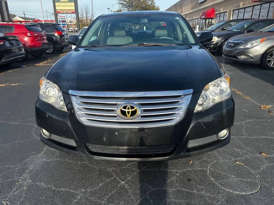 2008 Toyota Avalon XLS photo 1