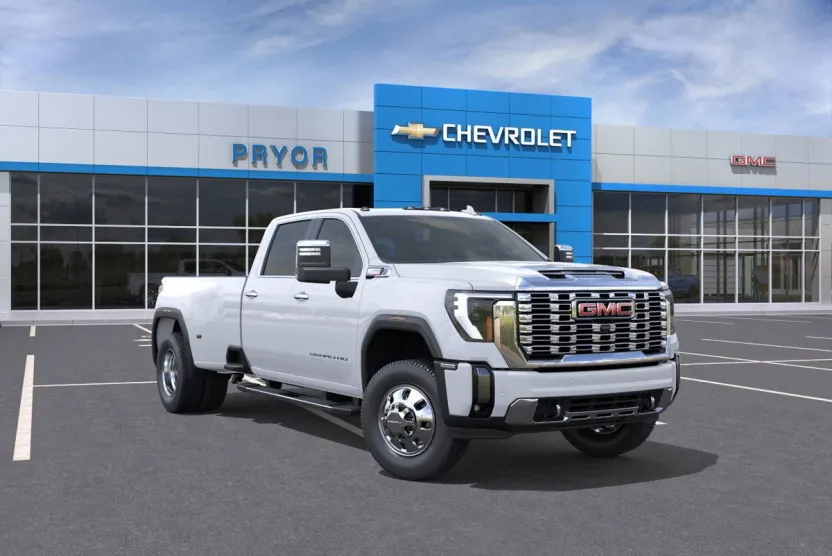 2026 Gmc Sierra 3500 HD Denali photo 1