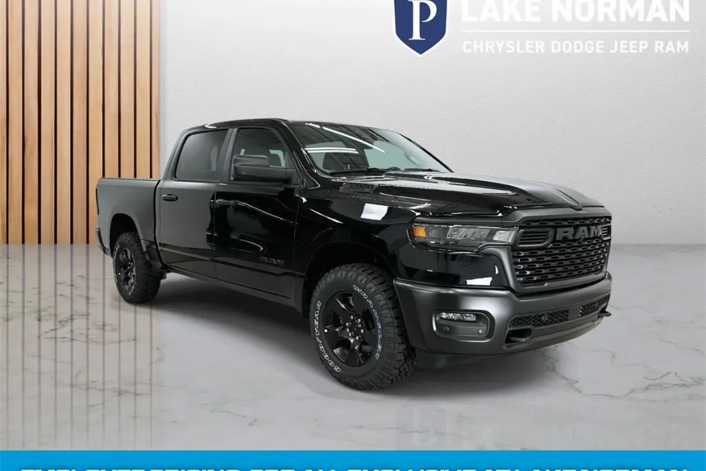2025 Ram 1500 Warlock photo 1