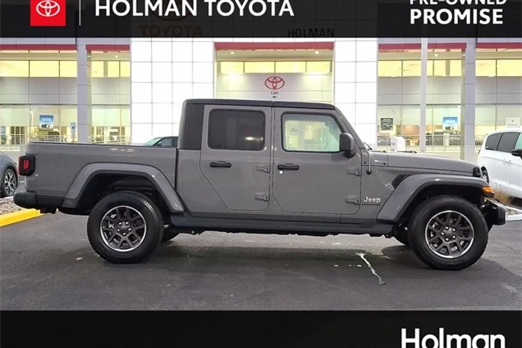 2022 Jeep Gladiator Overland photo 1